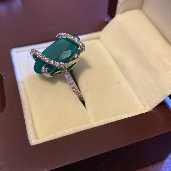 ☘️ Green Onyx White Zircon Ring in Platinum Over Sterling Silver 10.90 ctw - Picture 4 of 11
